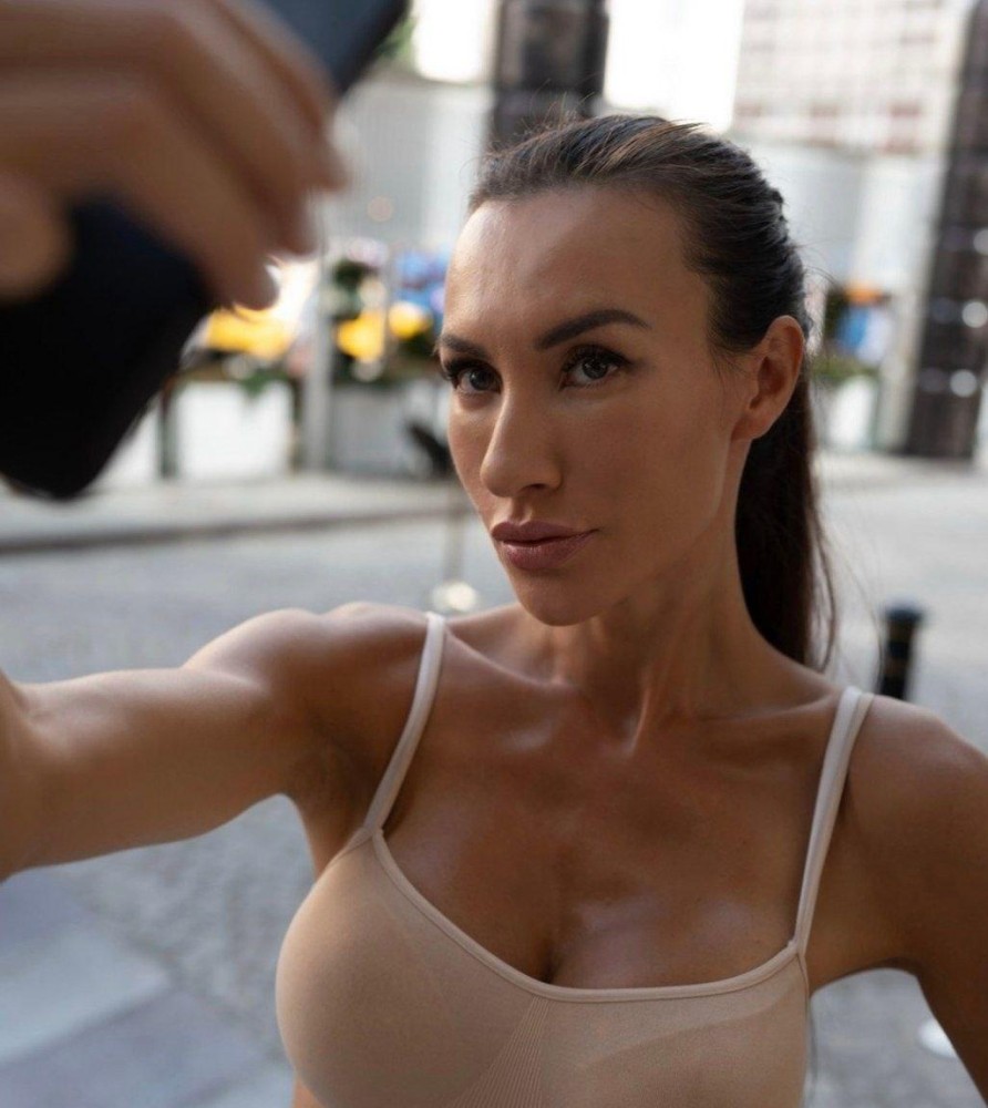 Индивидуалка Оксана фото № 2 в городе Ейск